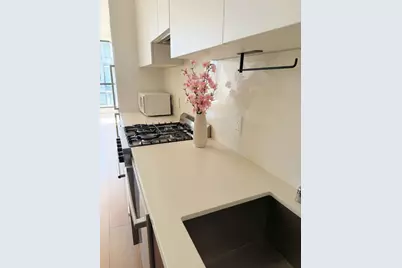 Bush St, San Francisco, CA 94109 - Photo 8