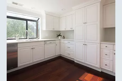 11 Susan Gale Ct, Menlo Park, CA 94025 - Photo 8