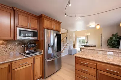 716 Newport Cir, Redwood City, CA 94065 - Photo 32