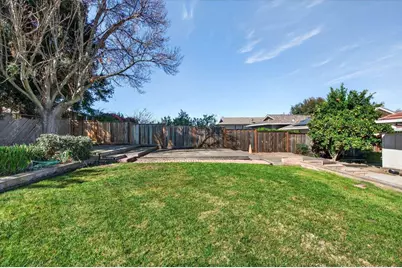 913 Ridgemark Dr, Hollister, CA 95023 - Photo 48