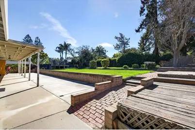 913 Ridgemark Dr, Hollister, CA 95023 - Photo 38