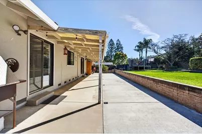 913 Ridgemark Dr, Hollister, CA 95023 - Photo 36