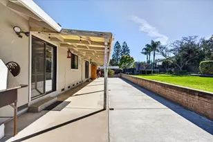 913 Ridgemark Dr, Hollister, CA 95023 - Photo 36