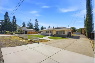 1421 Lydia Ln, Clayton, CA 94517 - Photo 4