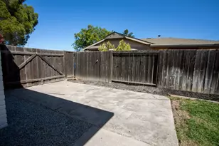 1172 Longfellow Ave, Campbell, CA 95008 - Photo 46