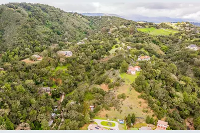 27388 Sherlock Ct, Los Altos, CA 94022 - Photo 14