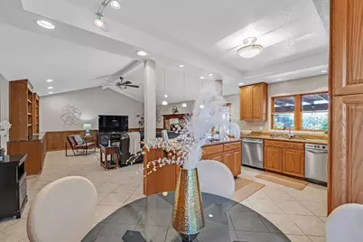 48875 Chenin Blanc Dr, Fremont, CA 94539 - Photo 12