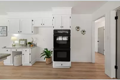 1941 Memorial Dr, Hollister, CA 95023 - Photo 12