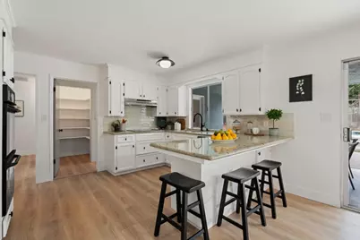 1941 Memorial Dr, Hollister, CA 95023 - Photo 14