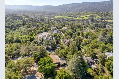 665 W Glen Way, Woodside, CA 94062 - Photo 40