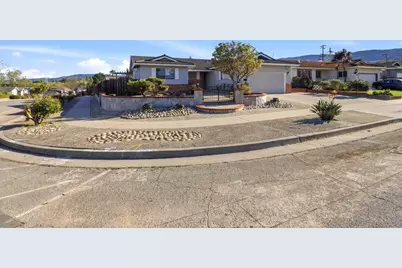 5717 Condor Cir, San Jose, CA 95118 - Photo 2