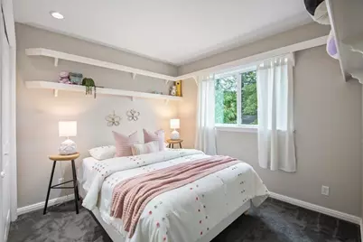 17074 Bohlman Rd, Saratoga, CA 95070 - Photo 20
