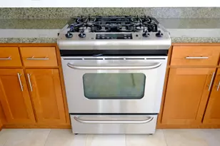 423 7th St 901, Oakland, CA 94607 - Photo 4