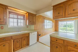 1115 San Angelo Dr, Salinas, CA 93901 - Photo 10