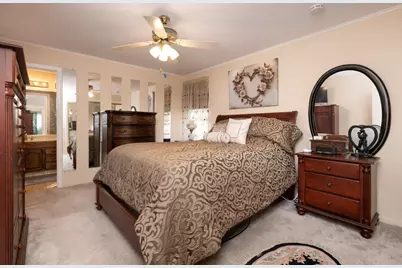 18 Yarnall Pl, Redwood City, CA 94063 - Photo 16