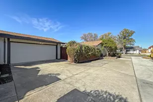 2610 Autumnvale Dr, San Jose, CA 95132 - Photo 32