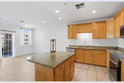 88 N Jackson Ave 325, San Jose, CA 95116 - Photo 1