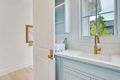 215 E Edith Ave, Los Altos, CA 94022 - Photo 22