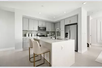 552 Oakdale Way 178-19 Plan 5, San Jose, CA 95117 - Photo 2