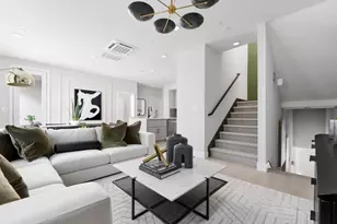 552 Oakdale Way 178-19 Plan 5, San Jose, CA 95117 - Photo 4