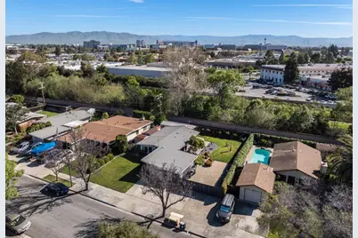 1225 Manzano Way, Sunnyvale, CA 94089 - Photo 28