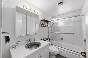 1225 Manzano Way, Sunnyvale, CA 94089 - Photo 10