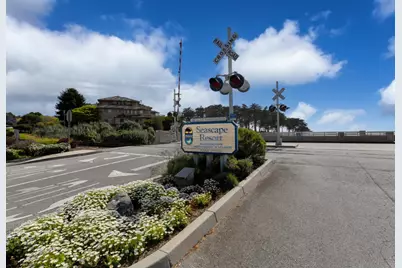 302 Seascape Resort Dr, Aptos, CA 95003 - Photo 14