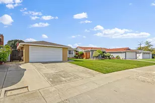 2698 Kendrick Cir, San Jose, CA 95121 - Photo 2