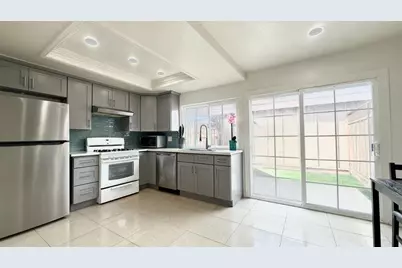 2381 Lava Dr, San Jose, CA 95133 - Photo 16