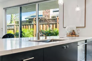 16 Hillview Ave, Redwood City, CA 94062 - Photo 22