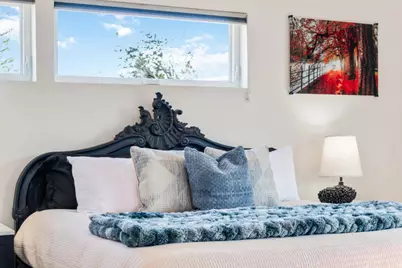 16 Hillview Ave, Redwood City, CA 94062 - Photo 28