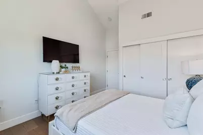 16 Hillview Ave, Redwood City, CA 94062 - Photo 18