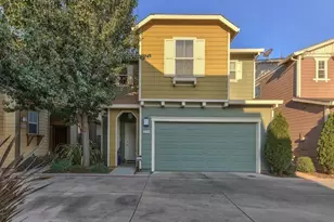 604 Gardenia Pl, Soledad, CA 93960 - Photo 2