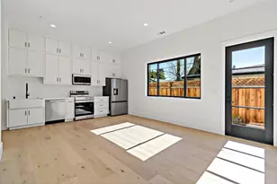 12536 Paseo Flores, Saratoga, CA 95070 - Photo 18