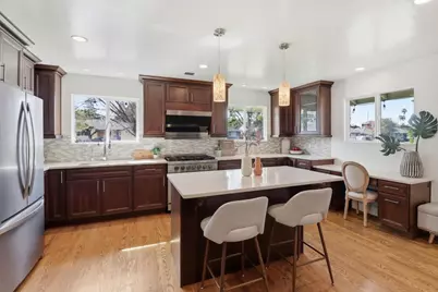 124 Hollycrest Dr, Los Gatos, CA 95032 - Photo 16