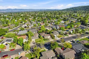 124 Hollycrest Dr, Los Gatos, CA 95032 - Photo 40