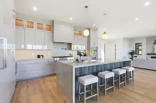 685 Upland Rd, Redwood City, CA 94062 - Photo 10