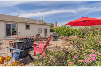 1986 Luxton St, Seaside, CA 93955 - Photo 24