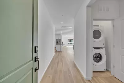 400 Siam Ter 5, Sunnyvale, CA 94089 - Photo 2