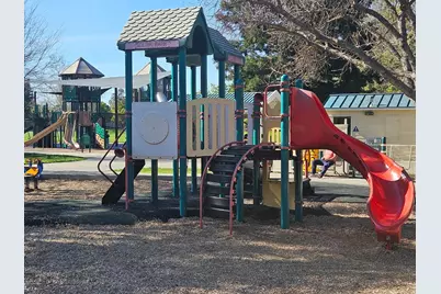 1695 Grizilo Dr, San Jose, CA 95124 - Photo 38