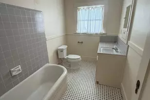 22 Willow St, Salinas, CA 93901 - Photo 14