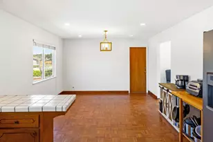 20091 Portola Dr, Salinas, CA 93908 - Photo 12