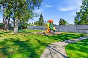 20212 Northcove Square, Cupertino, CA 95014 - Photo 44