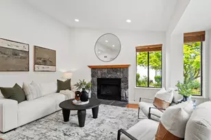 7242 Sharon Dr, San Jose, CA 95129 - Photo 4