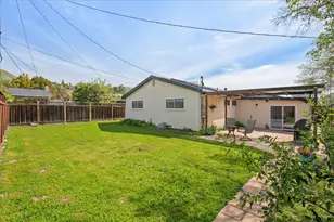 15001 Ridgetop Dr, San Jose, CA 95127 - Photo 16