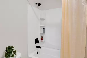 1672 Thistle Ln, Los Banos, CA 93635 - Photo 14