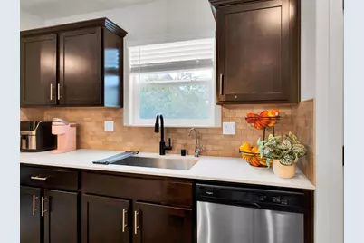 1672 Thistle Ln, Los Banos, CA 93635 - Photo 4