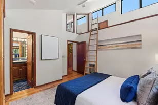 12861 Foothill Ln, Saratoga, CA 95070 - Photo 24