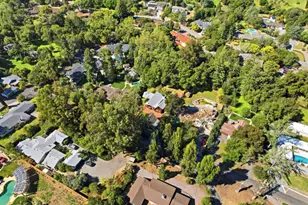 12861 Foothill Ln, Saratoga, CA 95070 - Photo 56