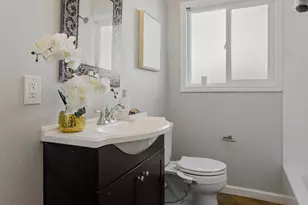 151 Magellan Ave, San Jose, CA 95116 - Photo 18